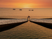 Kỳ lạ cây cầu ở Việt Nam để dành cho những nụ hôn, không phải để đi qua