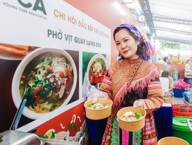  - Hấp dẫn hương vị phở: Chuyến du hành ẩm thực từ núi rừng về phố thị