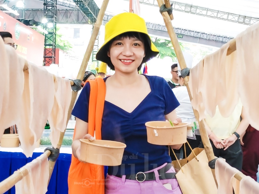 Hấp dẫn hương vị phở: Chuyến du hành ẩm thực từ núi rừng về phố thị - 17