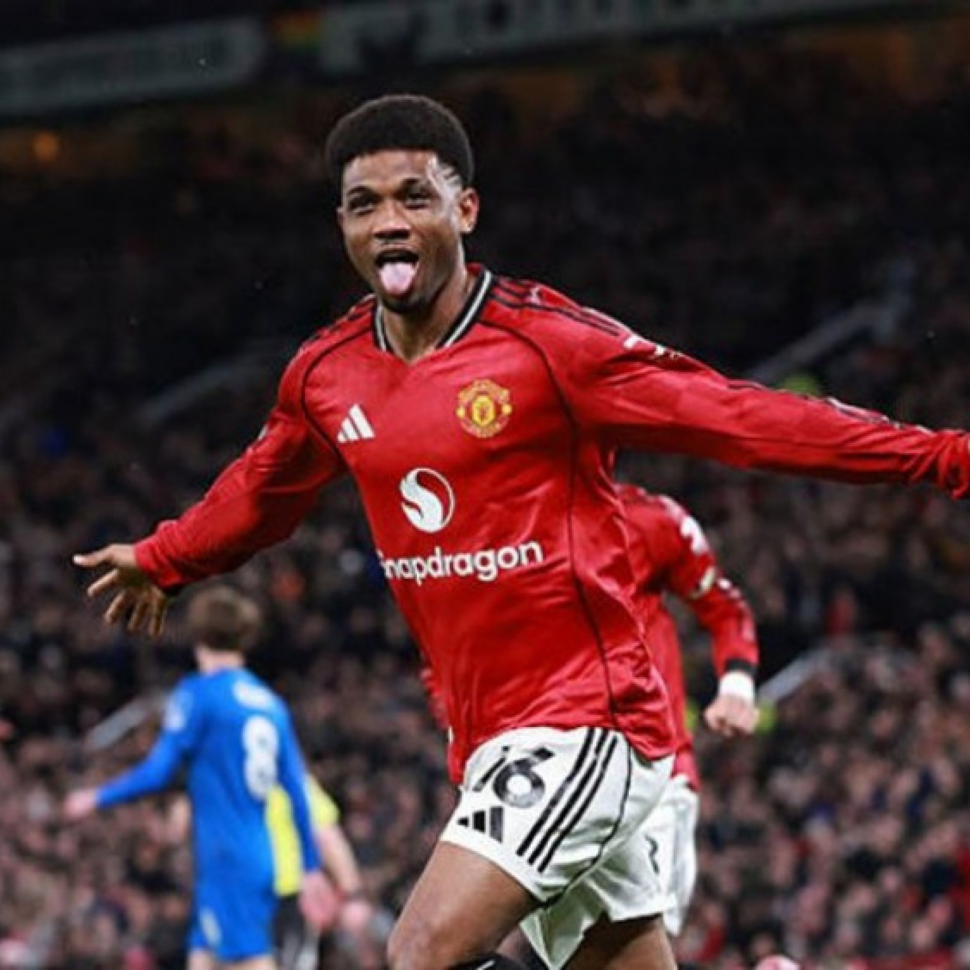  - Nóng bảng xếp hạng Ngoại hạng Anh: MU vào top 5