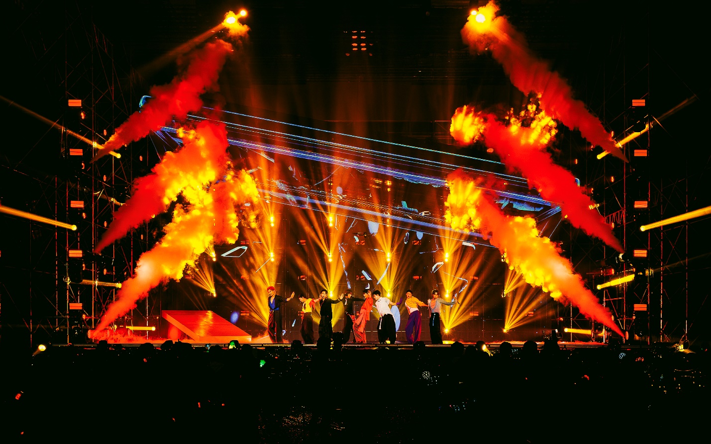 Sony Music rót vốn: Bệ phóng quốc tế triệu đô cho dàn idol Tân Binh Toàn Năng - 3