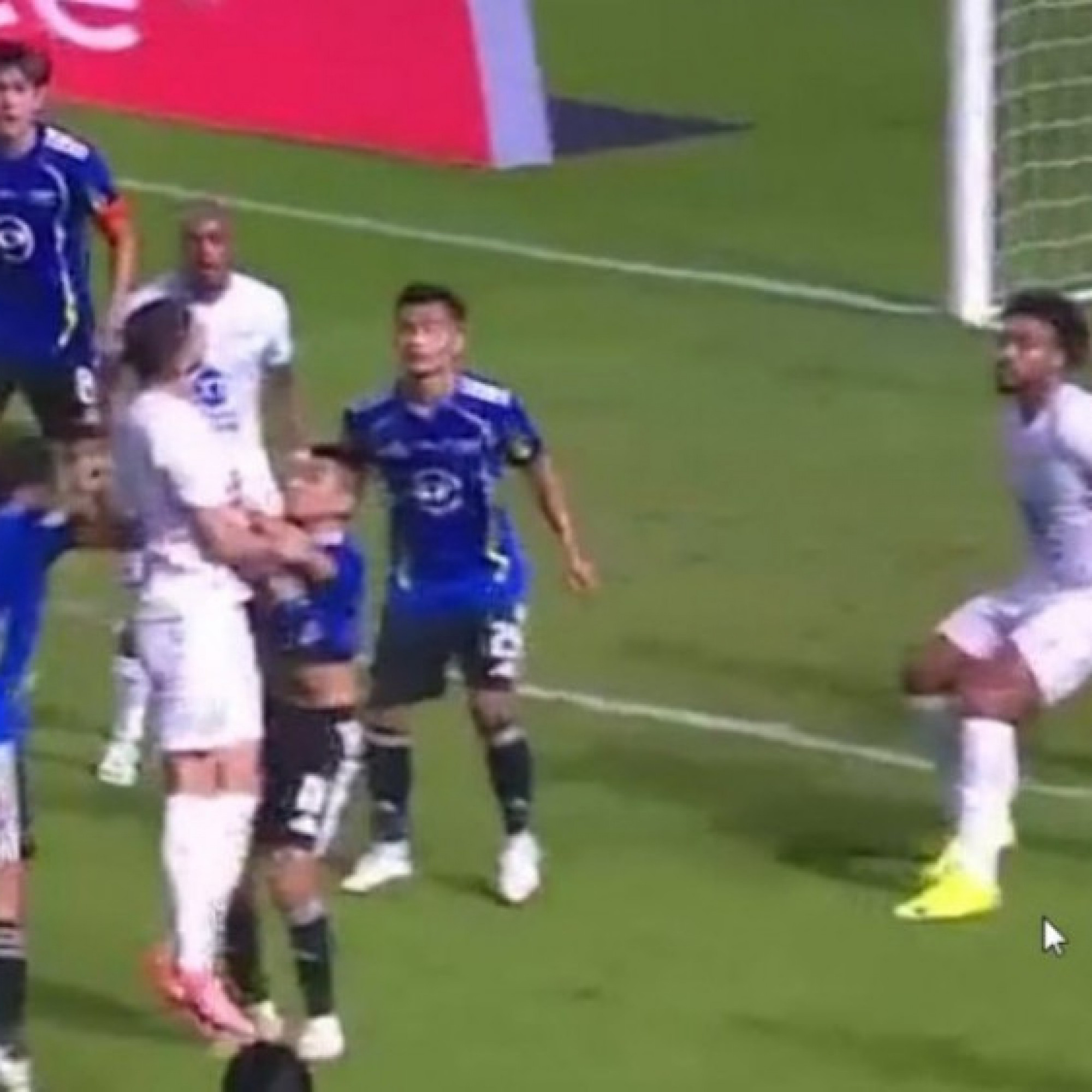  - Video bóng đá Bangkok United - Nam Định: Mở điểm phút 44 (Cúp C1 Đông Nam Á)