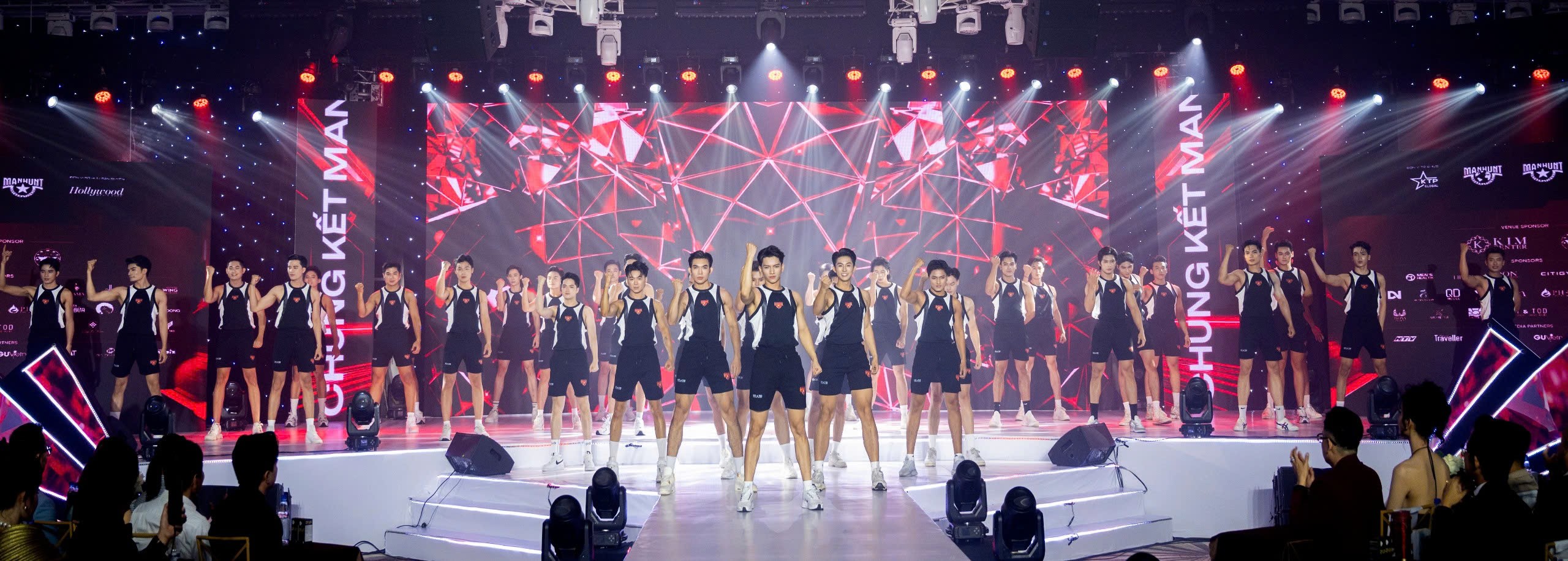 Trần Tiến Dũng đăng quang Nam vương Manhunt Vietnam 2025 - 3