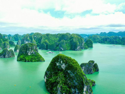  - Chi hội Tàu du lịch Hạ Long nâng cao chất lượng phục vụ du khách