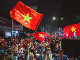  - TP.HCM rực đỏ trong đêm U.22 Việt Nam lên ngôi vô địch