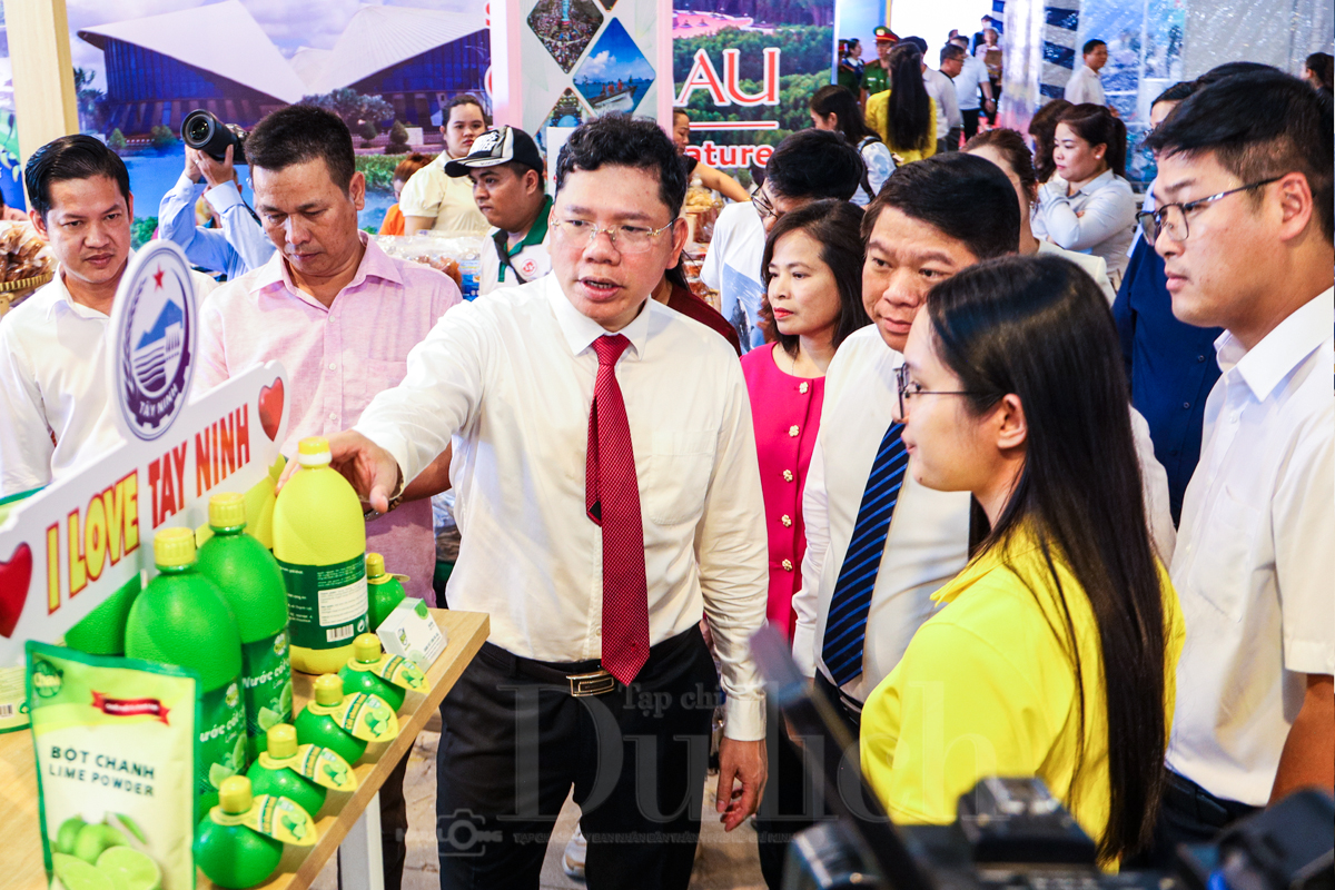 Tuần lễ sản phẩm OCOP: 50 câu chuyện về vùng đất, con người và tinh hoa - 3