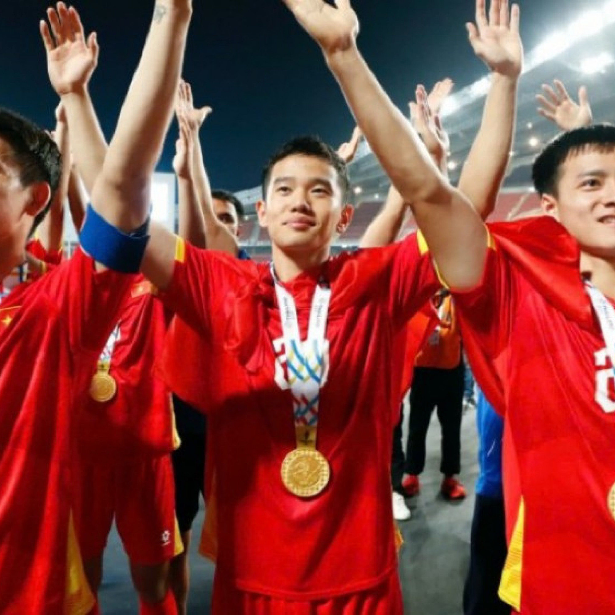  - Thầy Kim hướng ra "biển lớn" sau SEA Games, sao U22 Việt Nam mơ Quả bóng vàng (Clip 1 phút)