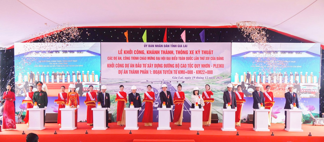 xay dung duong bo cao toc quy nhon – pleiku 43.734 ty dong - 1