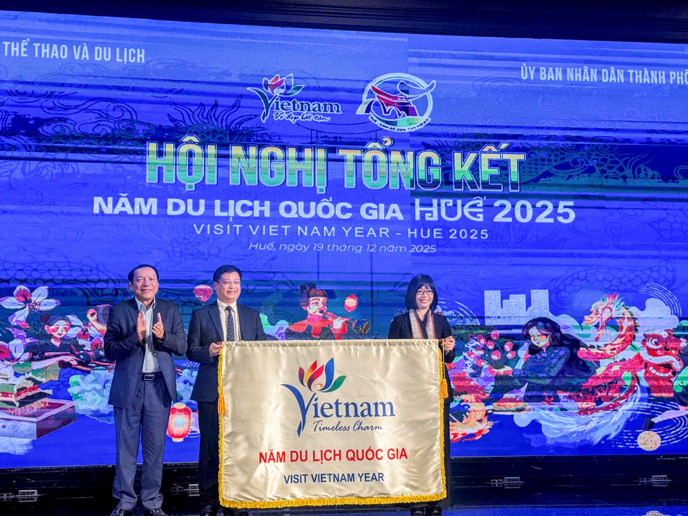 nam du lich quoc gia 2026 se la su ket noi giua bien va cao nguyen, nui lua - 1