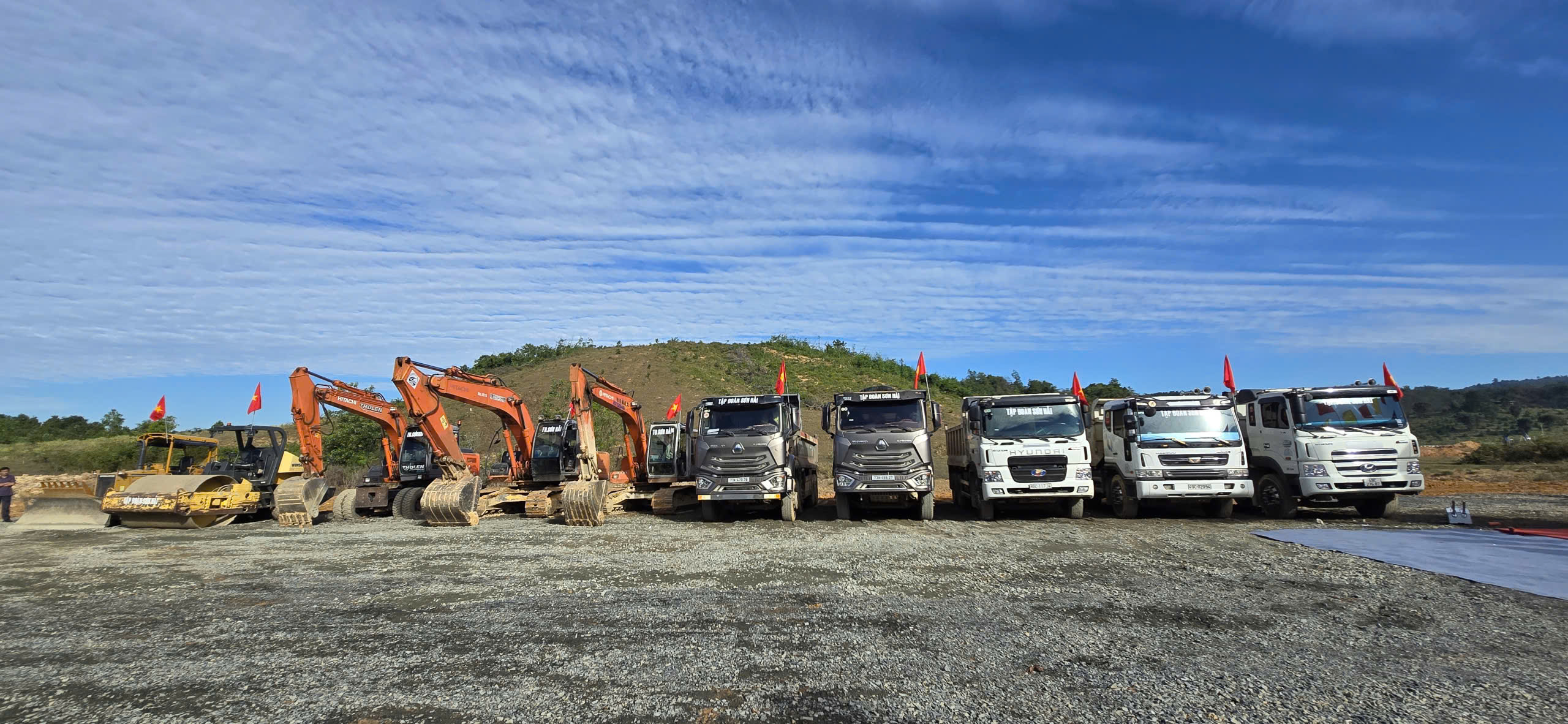 Lâm Đồng khởi công, khánh thành loạt dự án trọng điểm chào mừng Đại hội XIV của Đảng - 4