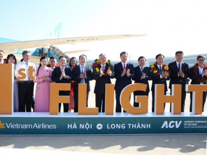 Chuyển động - Sân bay Long Thành đón chuyến bay đầu tiên, về đích sớm một năm