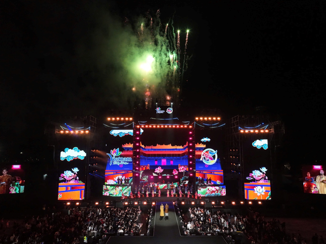 Ấn tượng đêm bế mạc Năm Du lịch quốc gia - Huế 2025 - 5