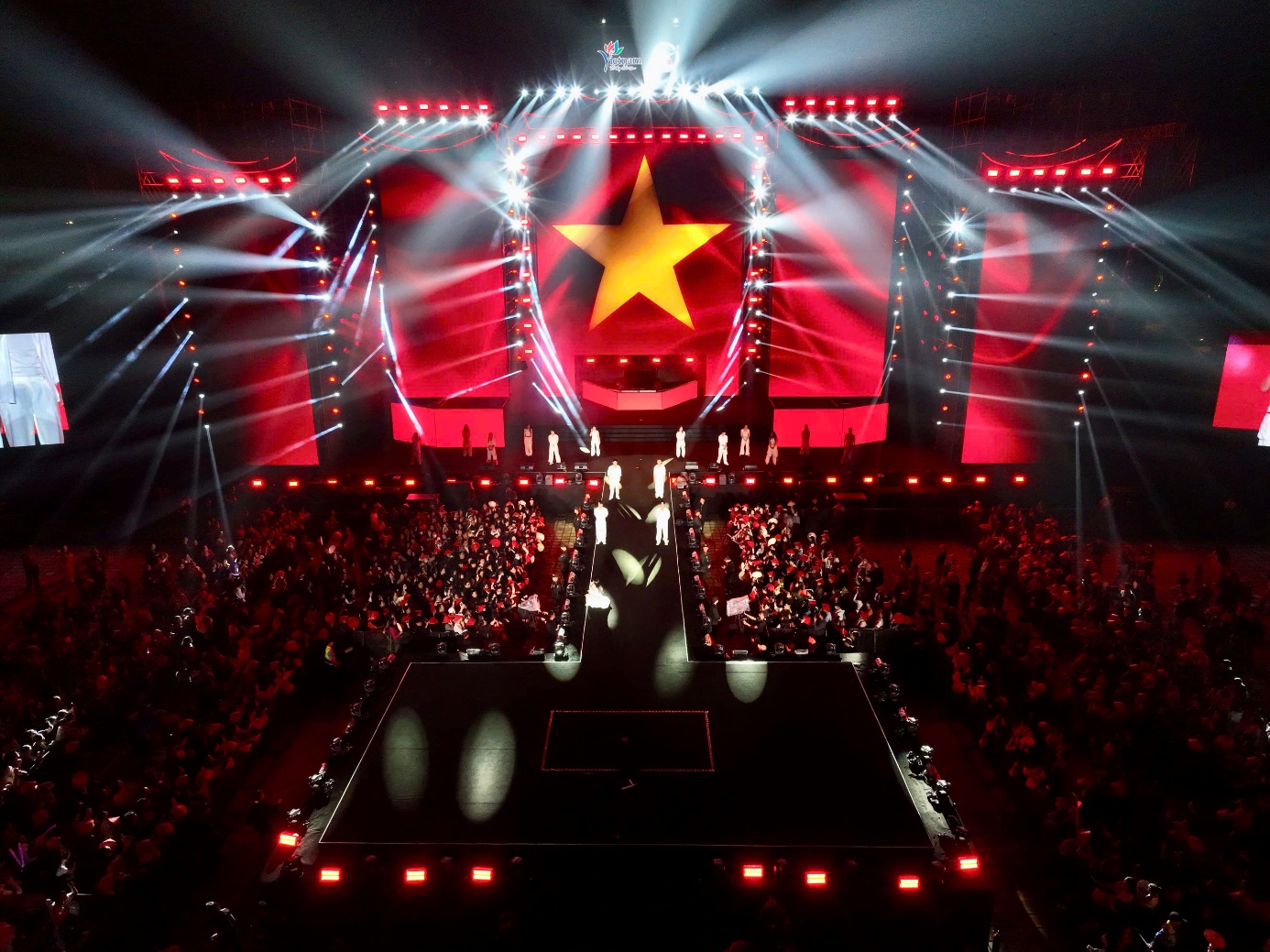 Ấn tượng đêm bế mạc Năm Du lịch quốc gia - Huế 2025 - 4