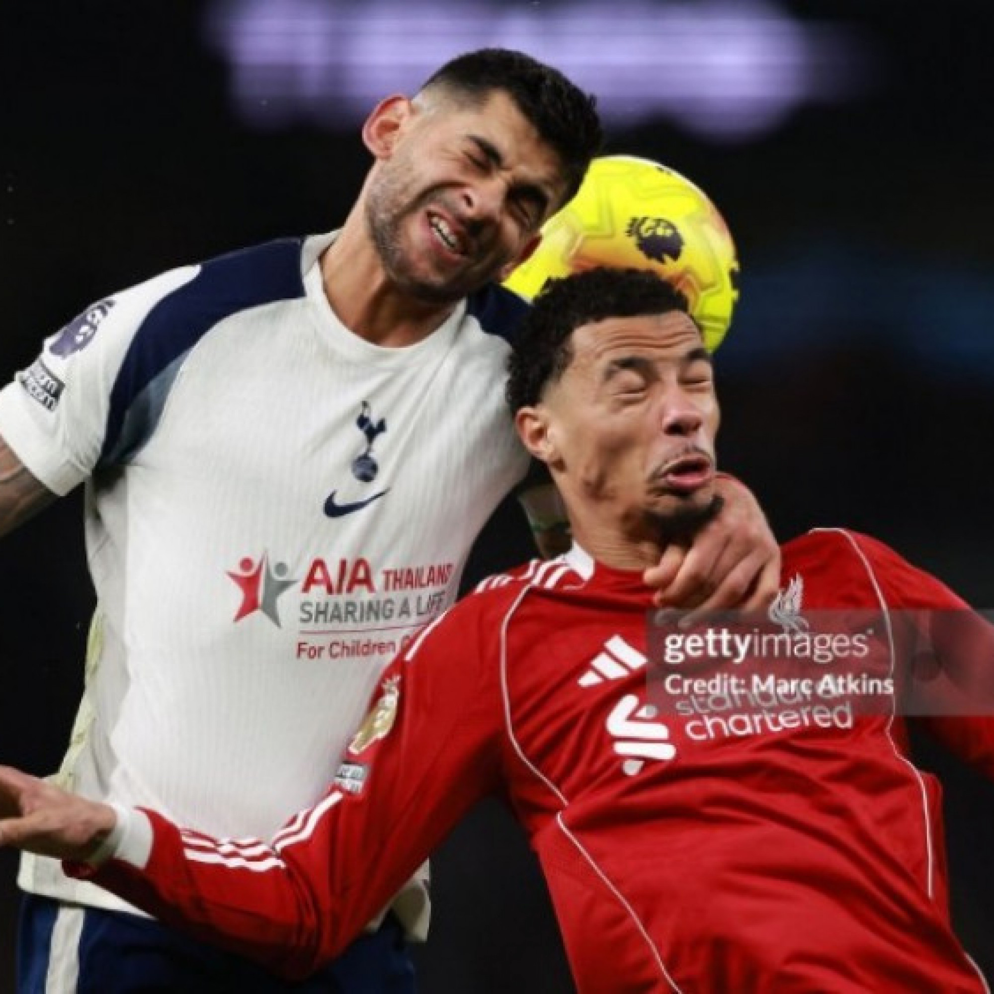  - Liverpool thắng nhọc Tottenham: Cuộc chơi của kẻ "sợ thua", Frank hay Slot đều tệ