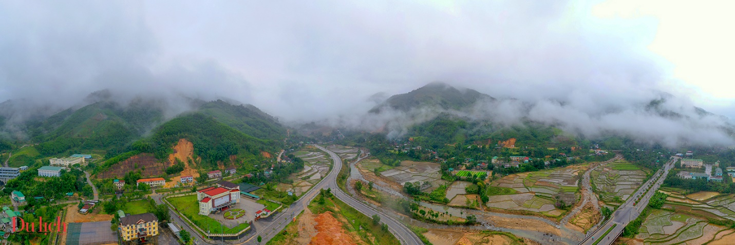 doc dao di san ruong bac thang vao mua nuoc do o son tay thuong - 1