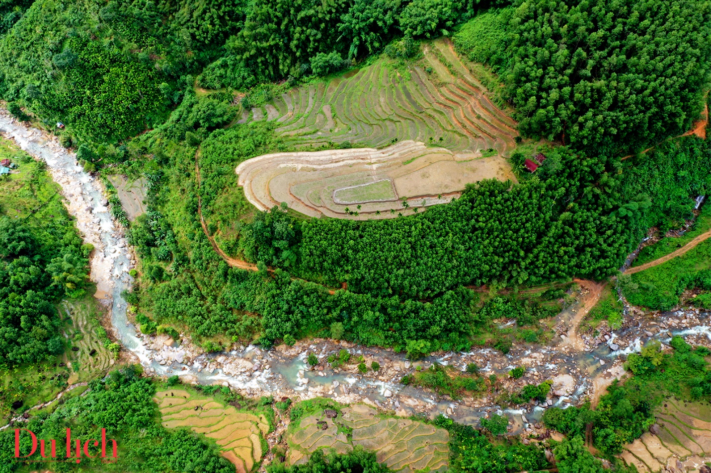 doc dao di san ruong bac thang vao mua nuoc do o son tay thuong - 11