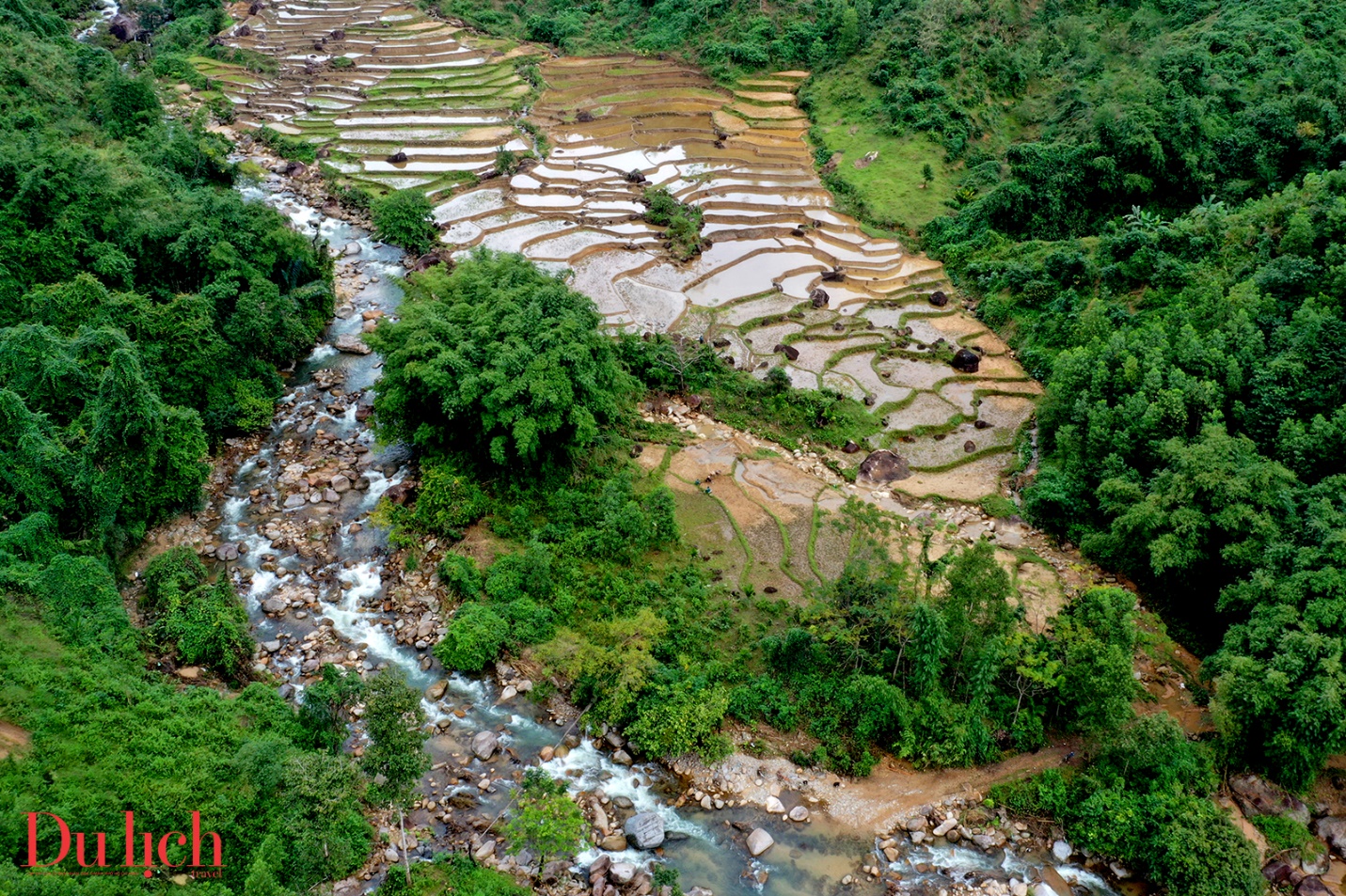 doc dao di san ruong bac thang vao mua nuoc do o son tay thuong - 4