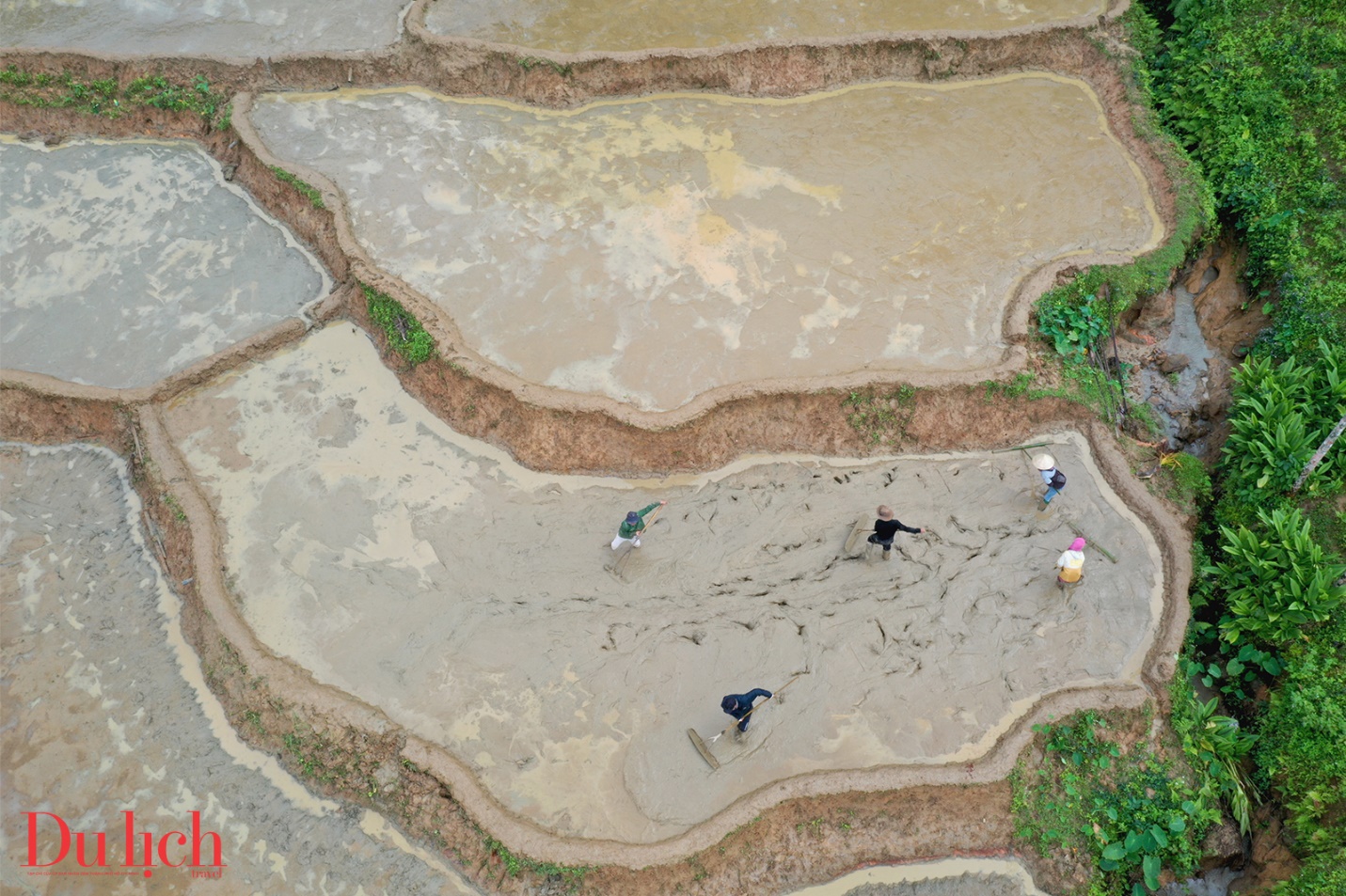 doc dao di san ruong bac thang vao mua nuoc do o son tay thuong - 5
