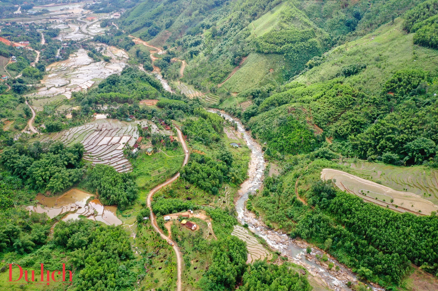 doc dao di san ruong bac thang vao mua nuoc do o son tay thuong - 14