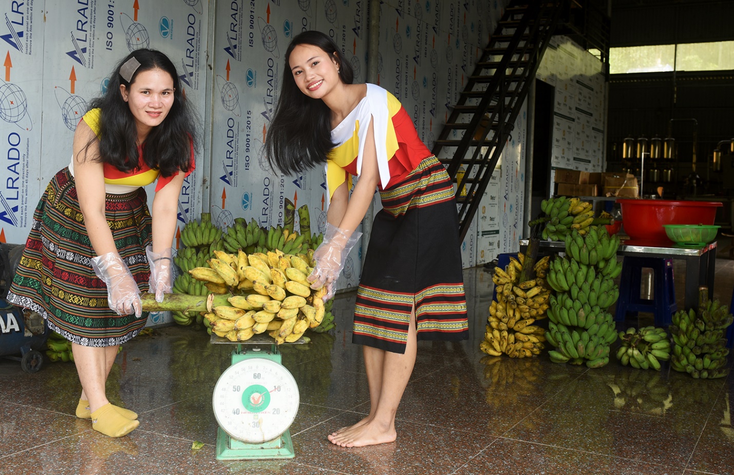 son tay thuong nang dong tim huong thoat ngheo ben vung cho nguoi dan - 23