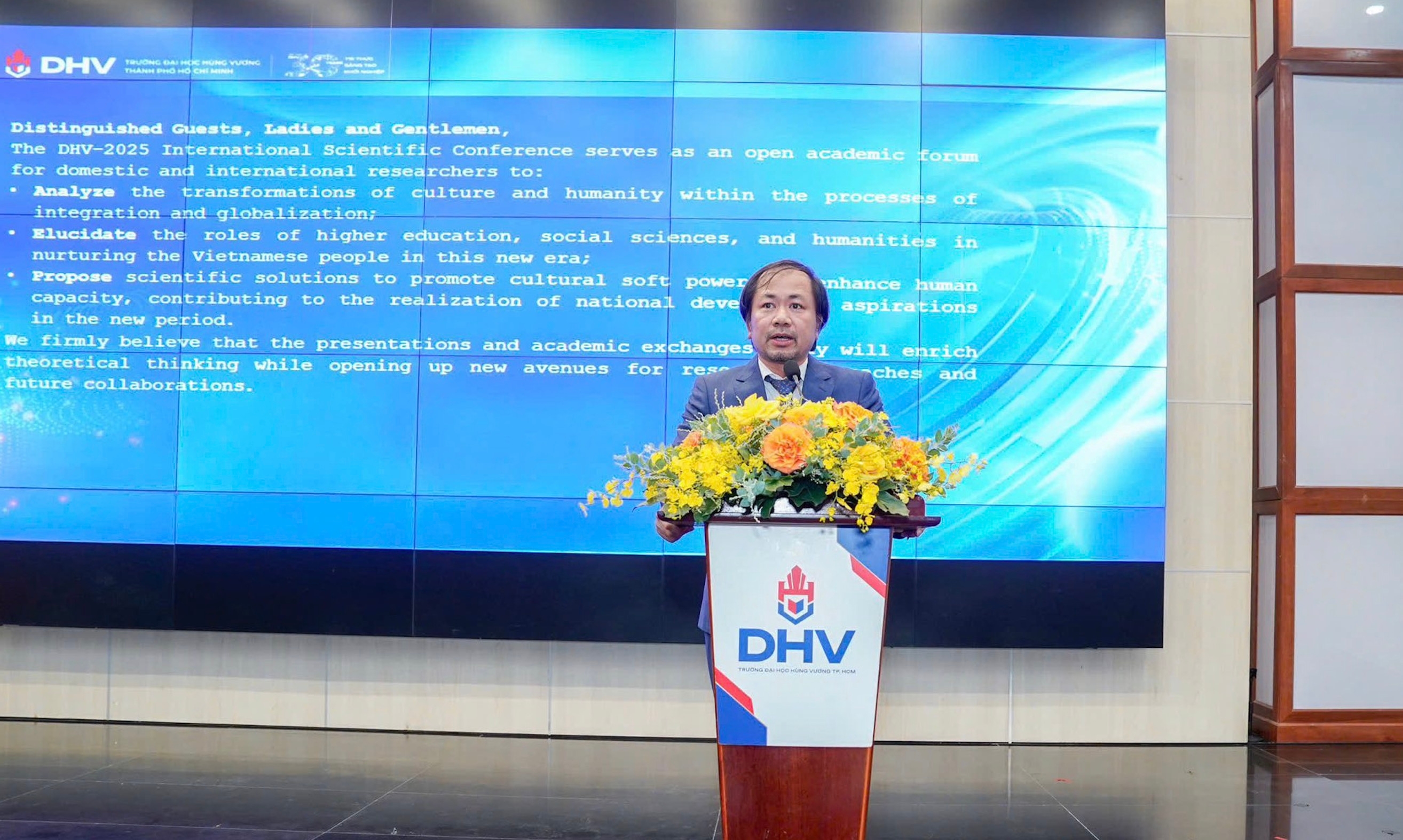 Kỷ nguyên vươn mình: Văn hóa soi đường, con người là chủ thể phát triển - 4