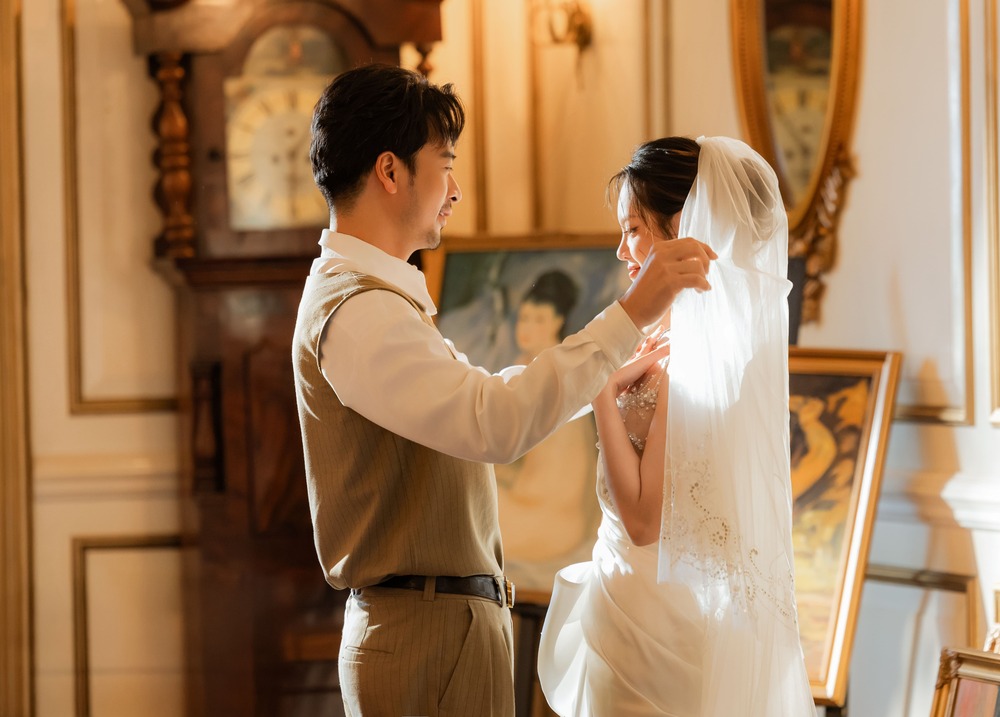 Sau lễ Hằng thuận, Đoàn Minh Tài và Sunny Đan Ngọc hé lộ bộ ảnh cưới đầy cảm xúc - 4