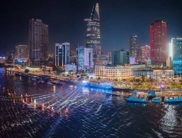 Cầu đi bộ ven sông Sài Gòn: Đồng thuận về nhu cầu, còn đó những băn khoăn