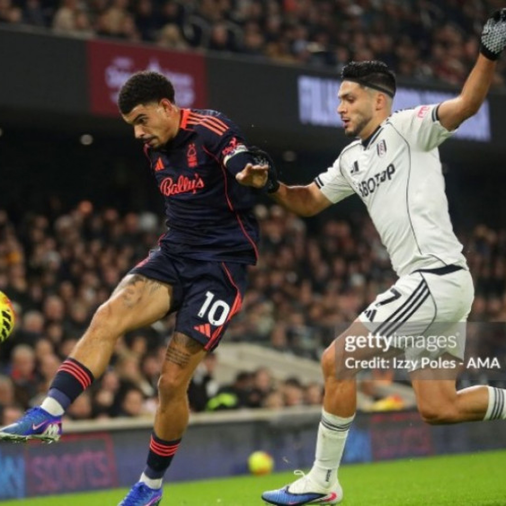  - Kết quả bóng đá Fulham - Nottingham Forest: Đôi công hấp dẫn, phạt đền quyết định (Ngoại hạng Anh)