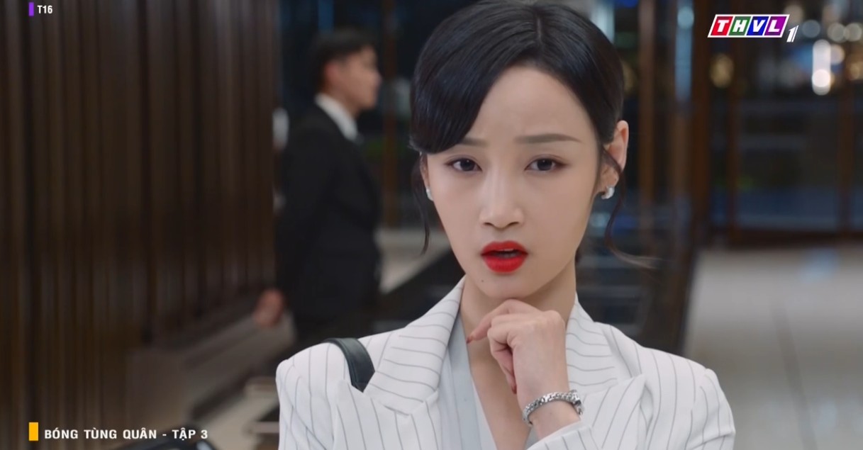 Phim Bóng tùng quân: Ngụy Lam nghi ngờ trợ lý Hồng Tinh Tinh là gián điệp, giao nhiệm vụ để thử lòng - 7