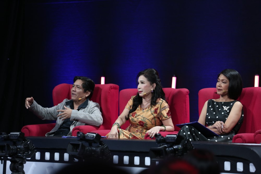 Đinh Y Nhung rơi nước mắt khi làm giám khảo khách mời ‘Chinh phục đam mê’ - 4