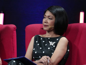 Đinh Y Nhung rơi nước mắt khi làm giám khảo khách mời ‘Chinh phục đam mê’