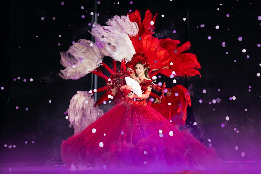 Dàn nghệ sĩ quốc tế và Việt Nam "đốt cháy" sân khấu Cosmo Beauty Music Fest - 4