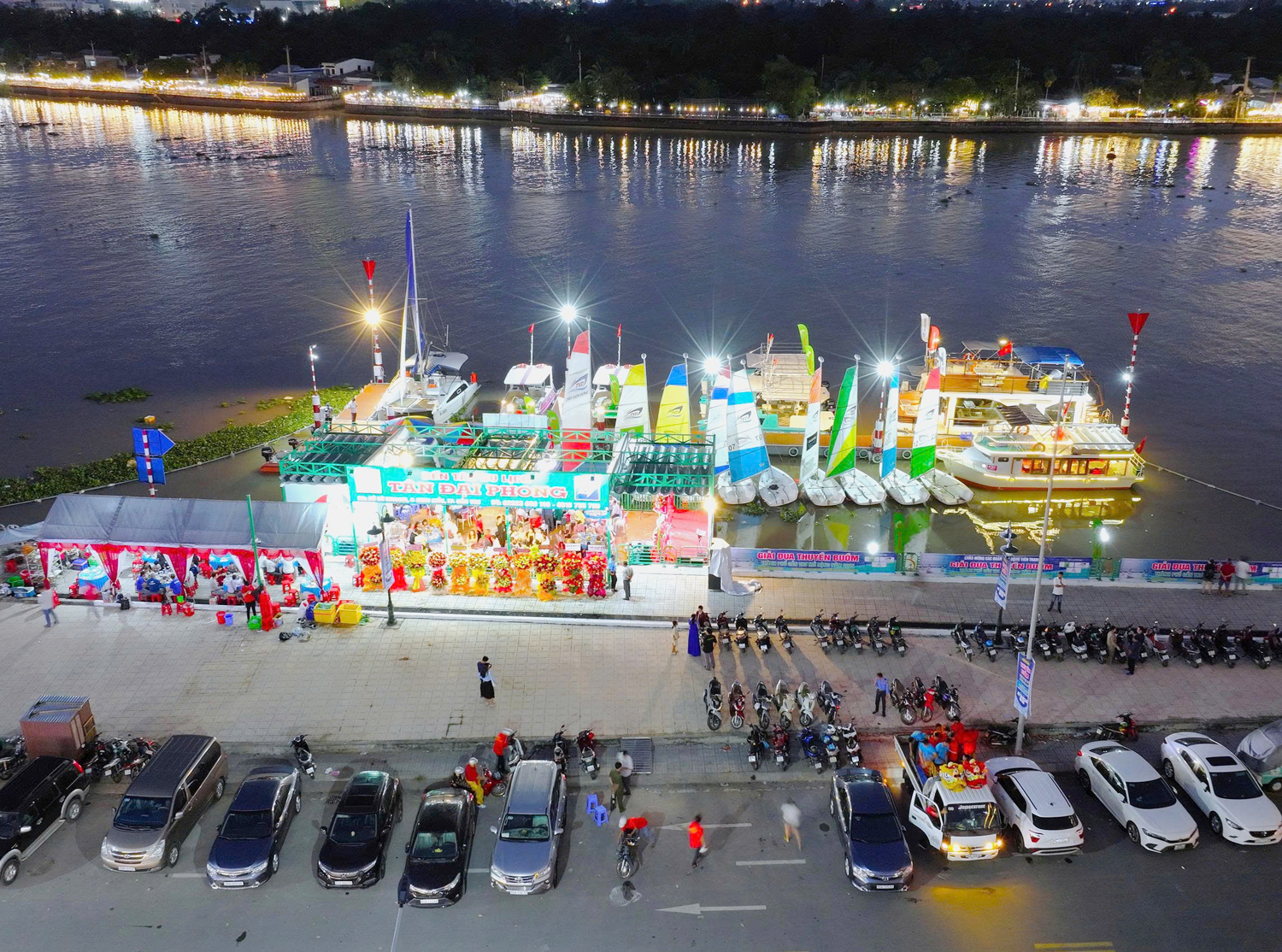 Cận cảnh sân khấu khai mạc Lễ hội Văn hóa Sông nước Cần Thơ 2025 - 18