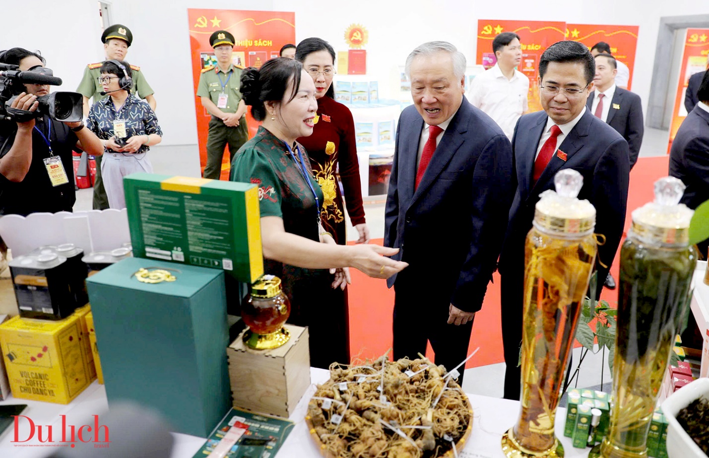 tuan di san van hoa quang ngai: ket noi di san - viet tiep tuong lai - 7