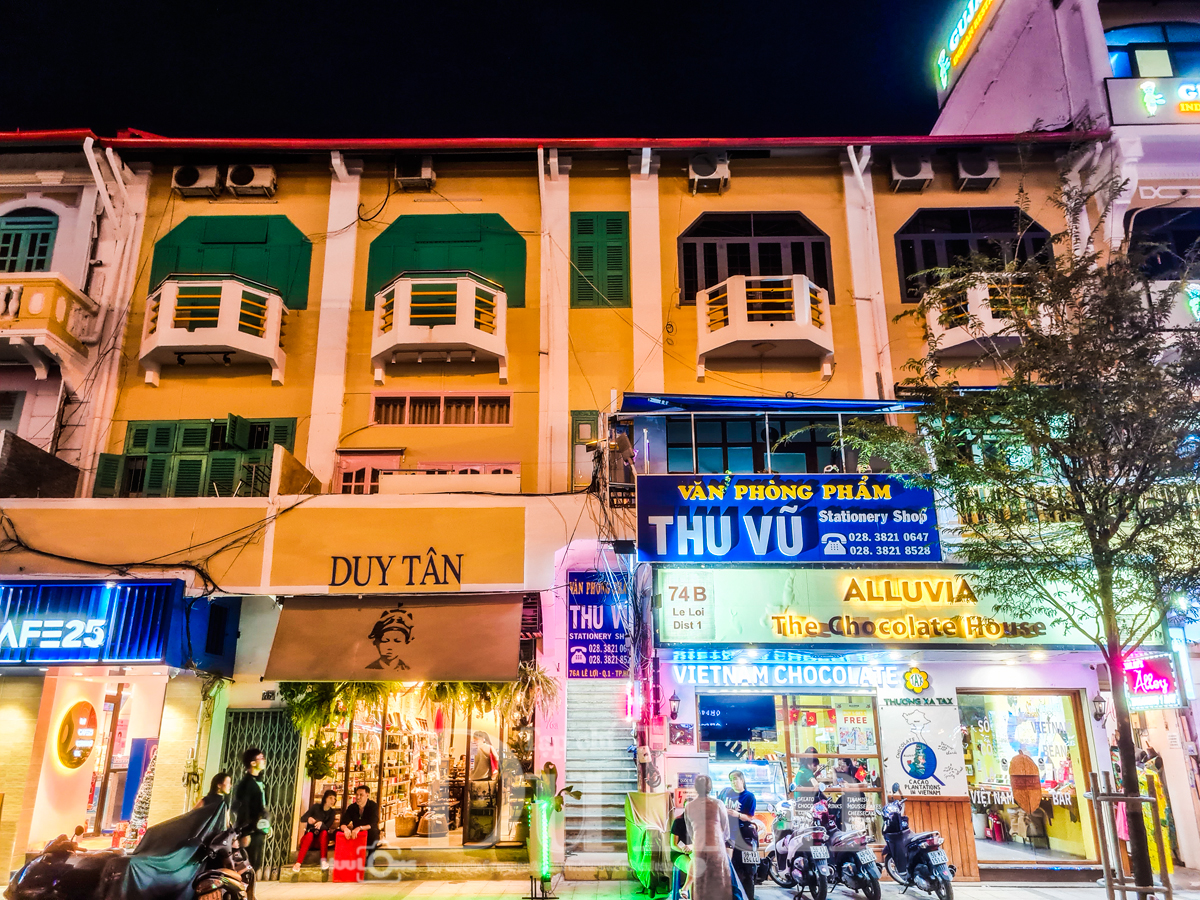 Đại lộ Lê Lợi ‘thay áo’ - Nét duyên cổ điển giữa lòng Sài Gòn đón Xuân sang - 15