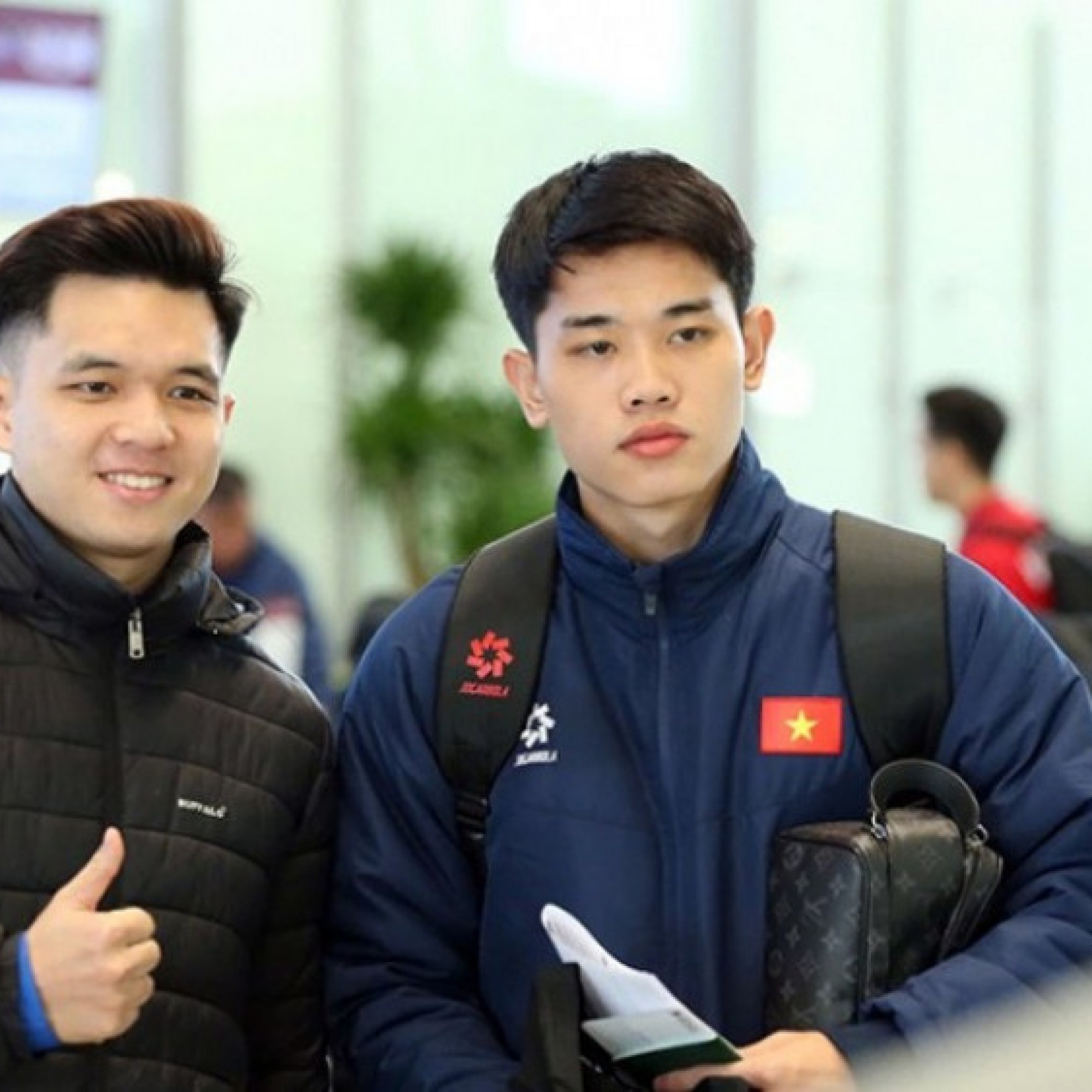  - Đình Bắc lỡ hẹn trao giải Quả bóng vàng vì làm nhiệm vụ với U23 Việt Nam