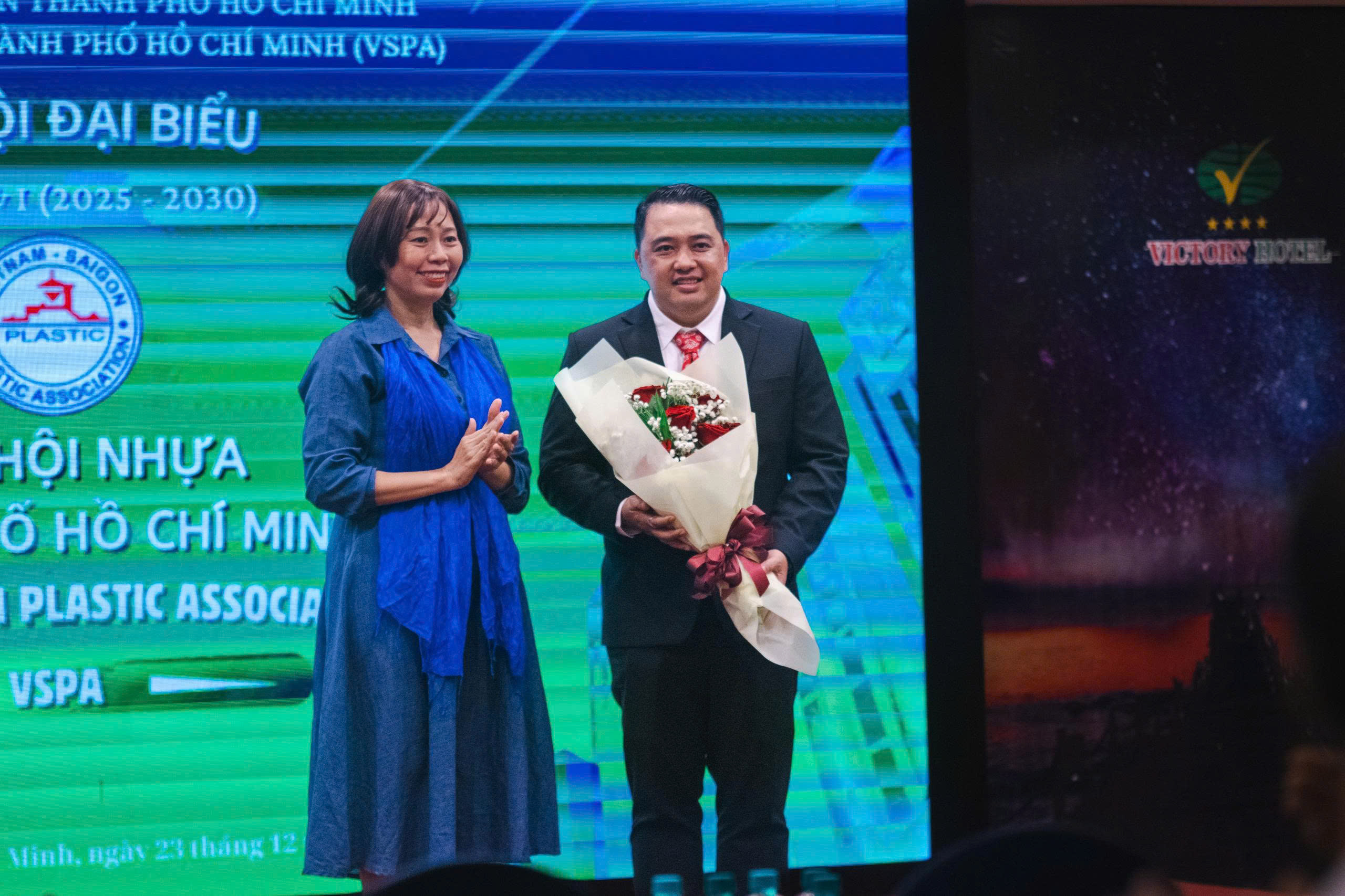 Ông Chung Tấn Cường tiếp tục làm Chủ tịch Hiệp hội Nhựa TP.HCM - 3