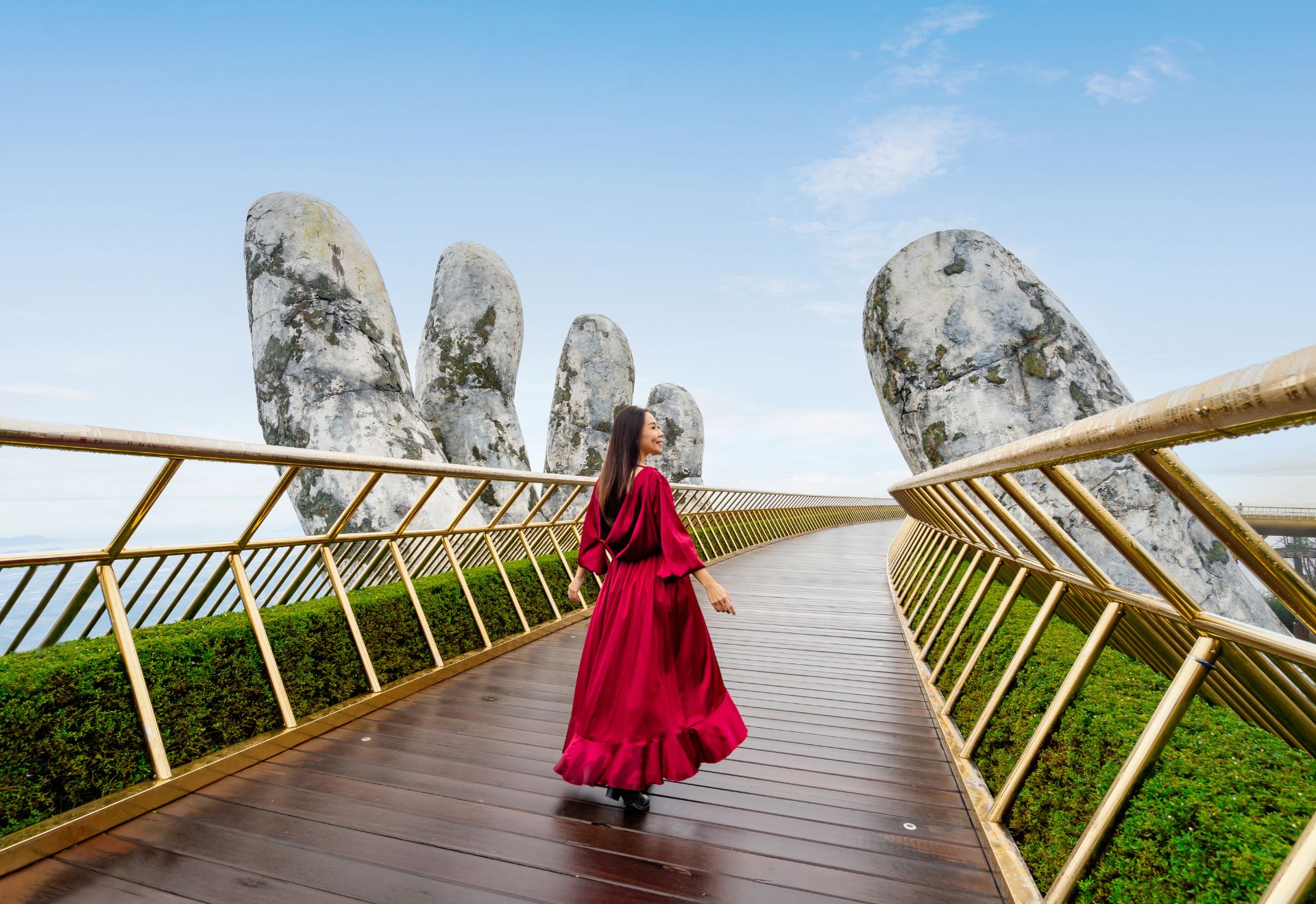 Thấp thỏm với lịch nghỉ Tết Dương lịch 4 ngày: Nên đi chơi hay ở nhà? - 2