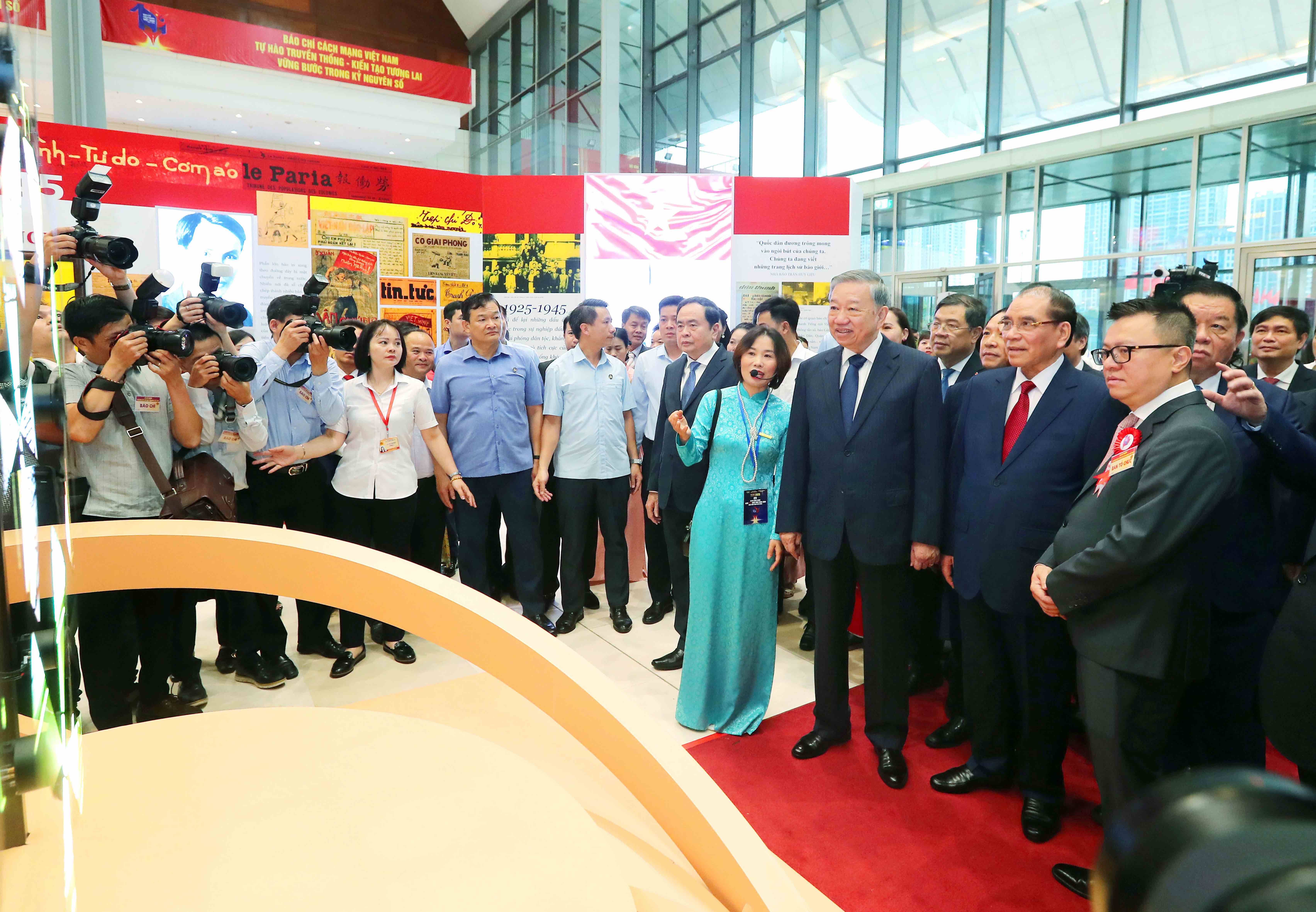 Công bố 10 sự kiện văn hóa, thể thao và du lịch tiêu biểu năm 2025 - 4