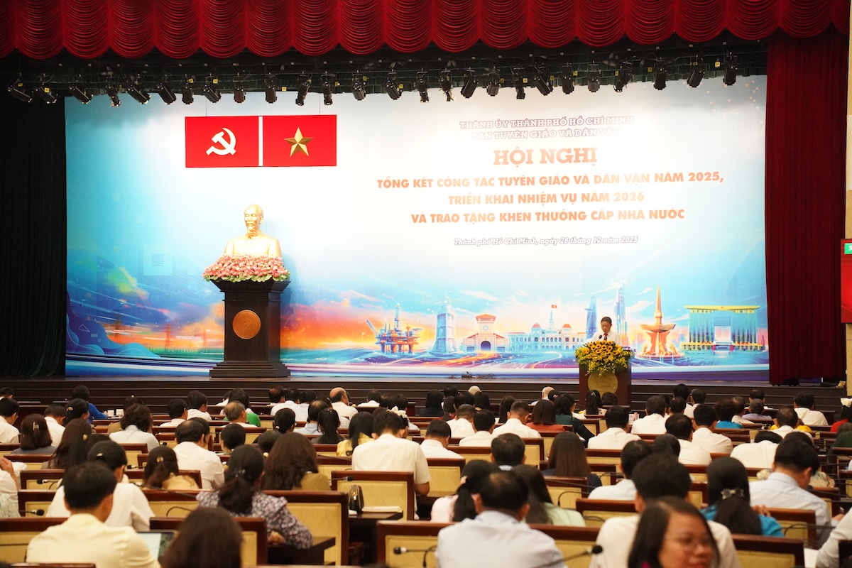 Tạo nền tảng tư tưởng, xây dựng đồng thuận cho TP.HCM phát triển bền vững - 2