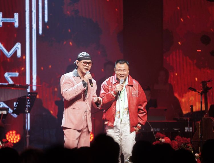 Phan Đinh Tùng mời 5 Anh Tài cùng góp giọng trong ĐINH SHOW mừng sinh nhật tuổi 50