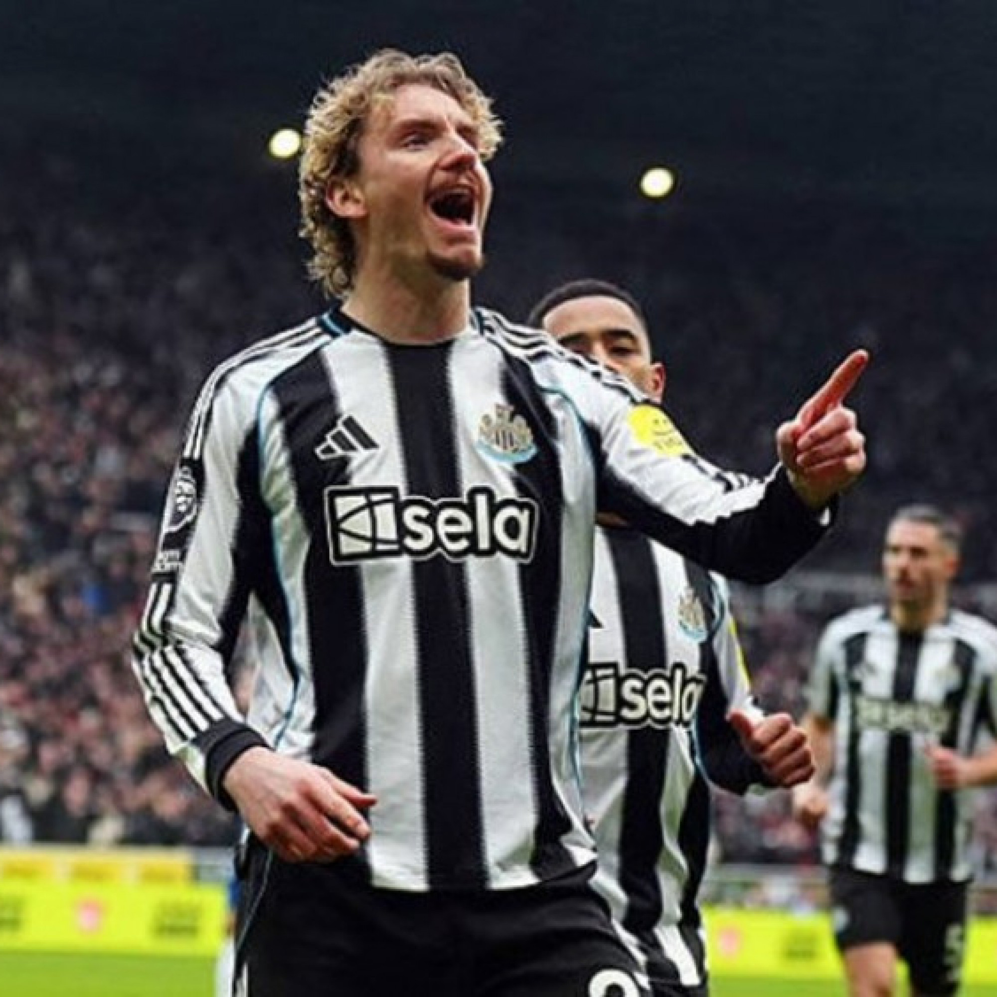  - Woltemade tăng hơn 800% giá trị tại Newcastle, ghi bàn tốt top 2 các tân binh Ngoại hạng Anh