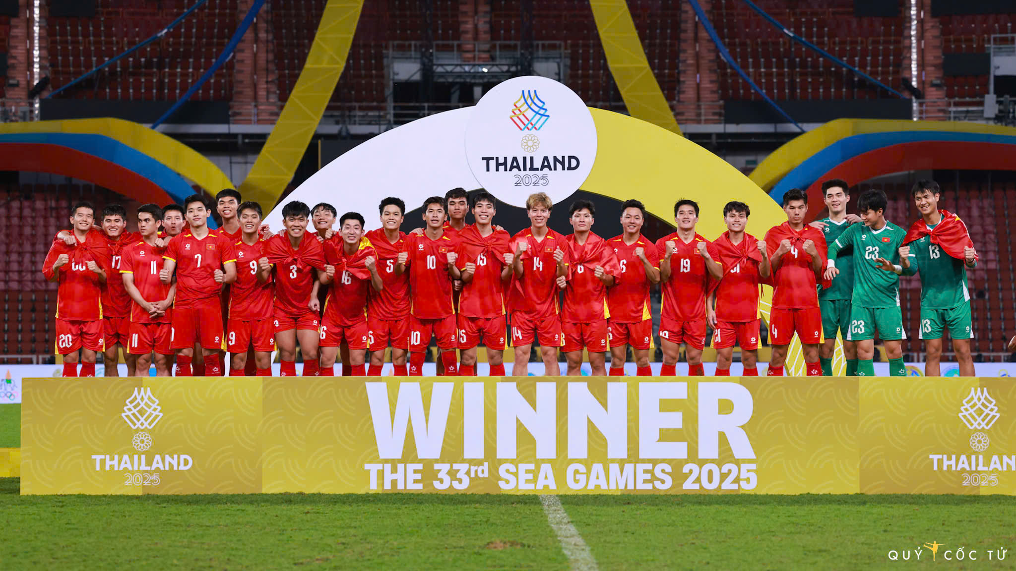 Ngược dòng đầy cảm xúc trước Thái Lan, U22 Việt Nam vô địch SEA Games 33 - 12
