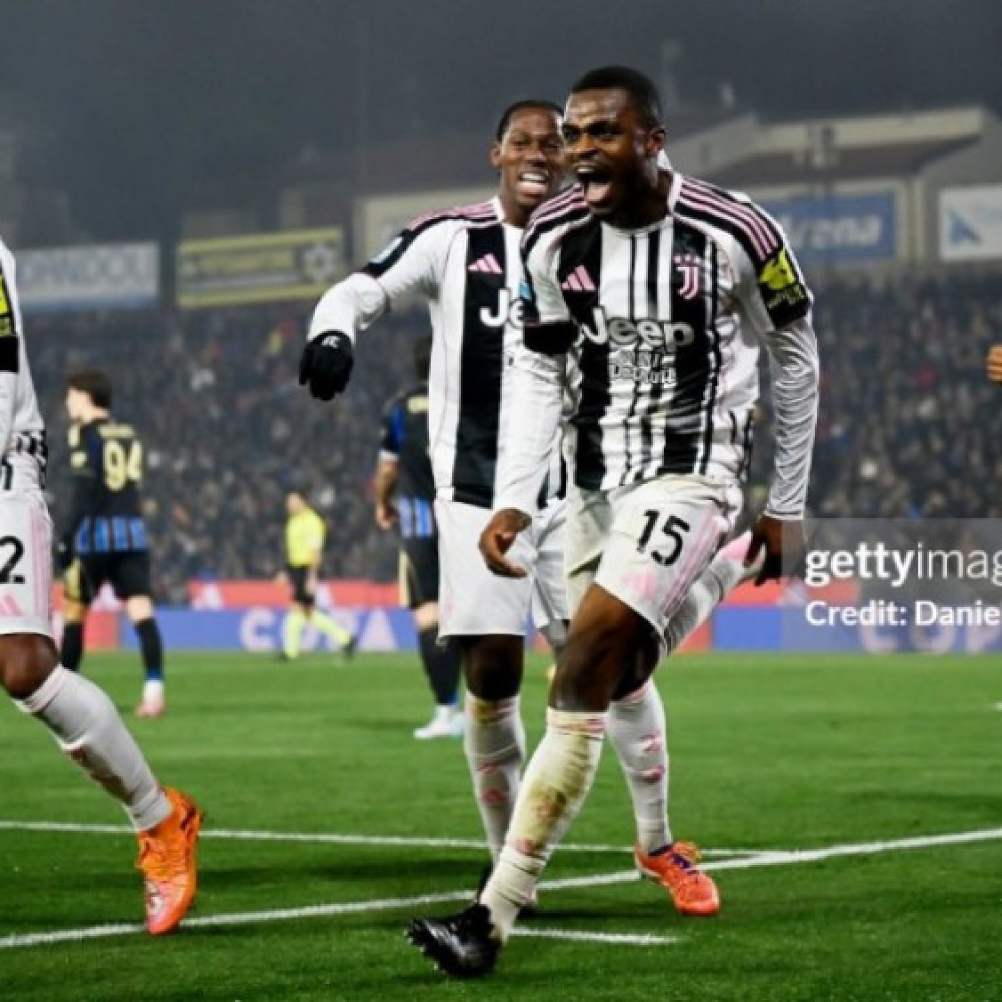  - Video bóng đá Pisa - Juventus: Bước ngoặt phản lưới, tạm chiếm top 3 (Serie A)