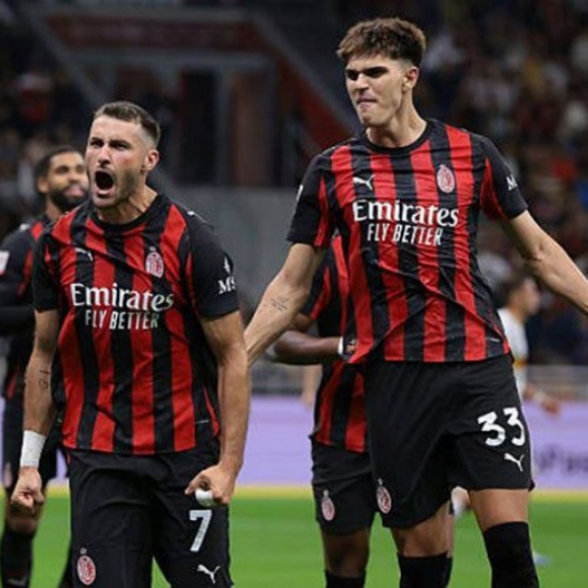  - Trực tiếp bóng đá AC Milan - Verona: Mục tiêu tạm chiếm ngôi đầu (Serie A)