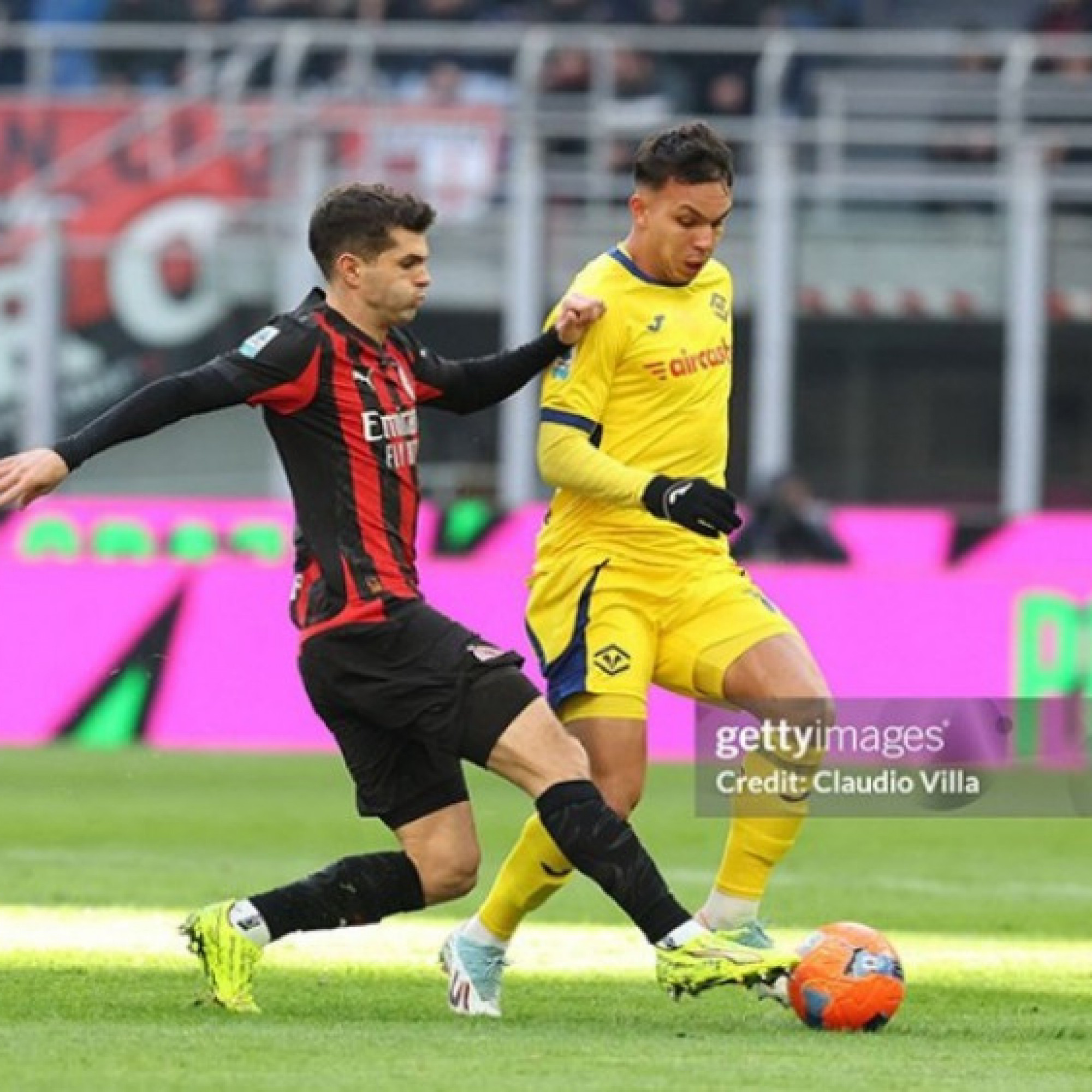  - Video bóng đá AC Milan - Verona: Lợi thế mong manh (Serie A)