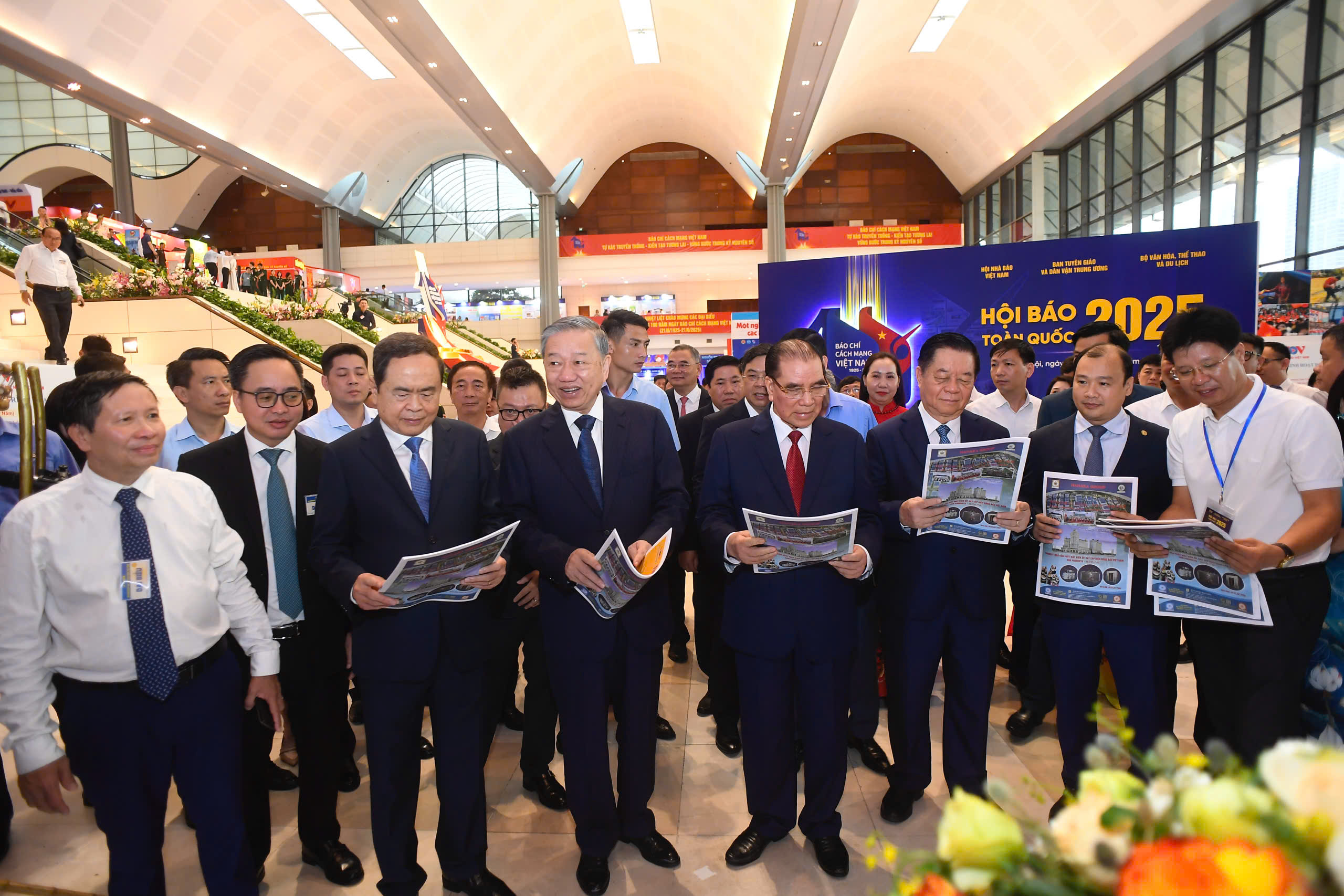 Top 10 sự kiện văn hóa, thể thao và du lịch tiêu biểu năm 2025 - 3