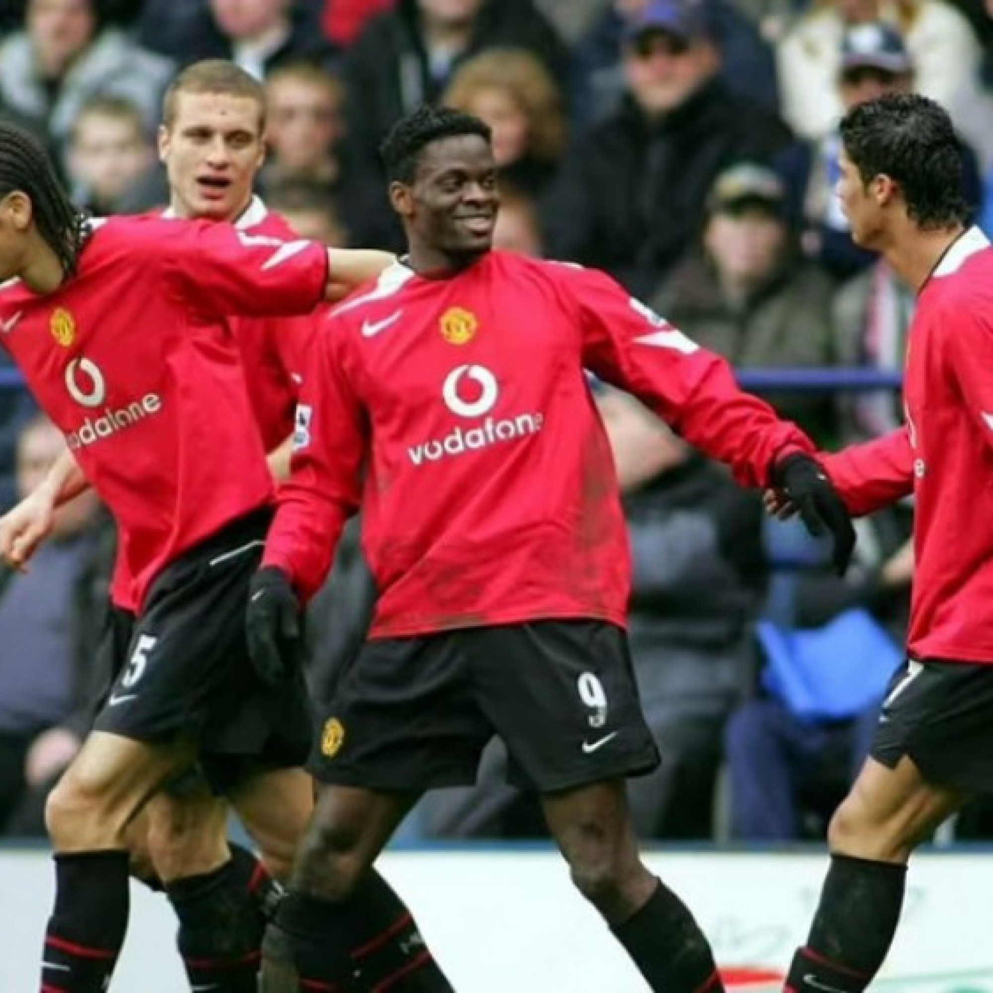  - 3 cựu cầu thủ giàu hơn Ronaldo, Messi & Beckham cộng lại: Ngỡ ngàng cựu sao MU