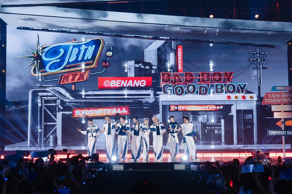 SOOBIN xúc động khi chứng kiến 8 học trò cùng vượt qua thử thách, bảo toàn đội hình tiến thẳng vào Chung kết - 1