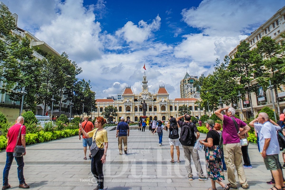 Du lịch TP.HCM khơi thông điểm nghẽn, tạo đà bứt phá cho thị trường năm 2026 - 1